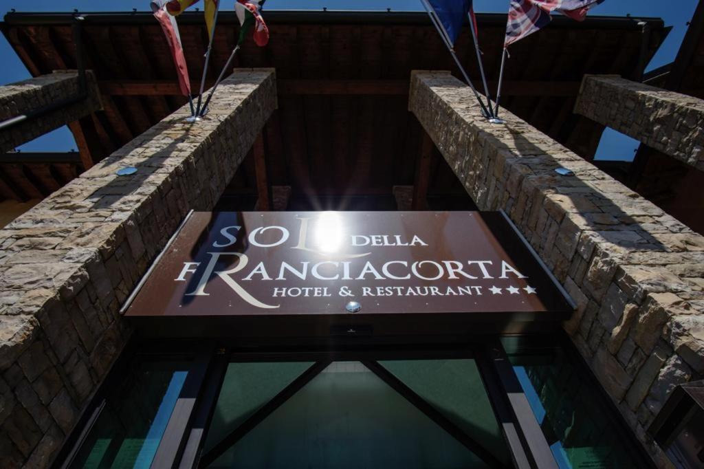 Sole Della Franciacorta - Hotel & Restaurant Capriolo Екстериор снимка
