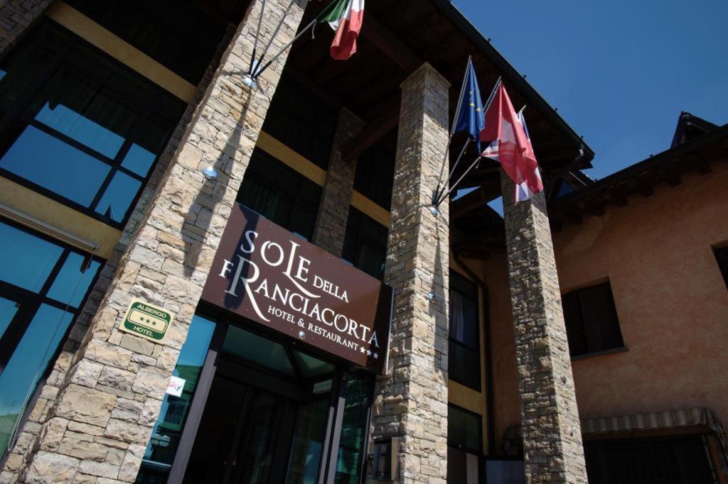 Sole Della Franciacorta - Hotel & Restaurant Capriolo Екстериор снимка