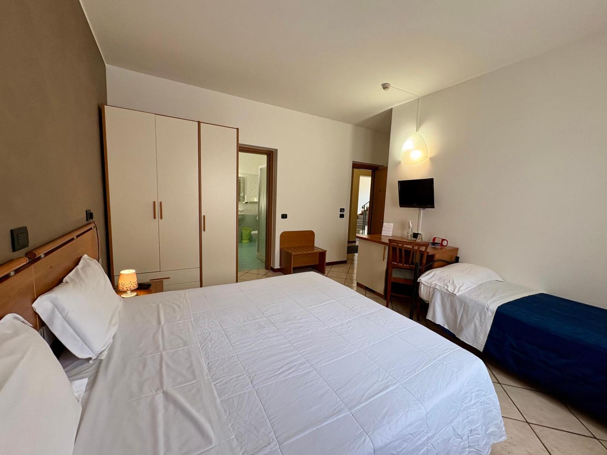 Sole Della Franciacorta - Hotel & Restaurant Capriolo Екстериор снимка