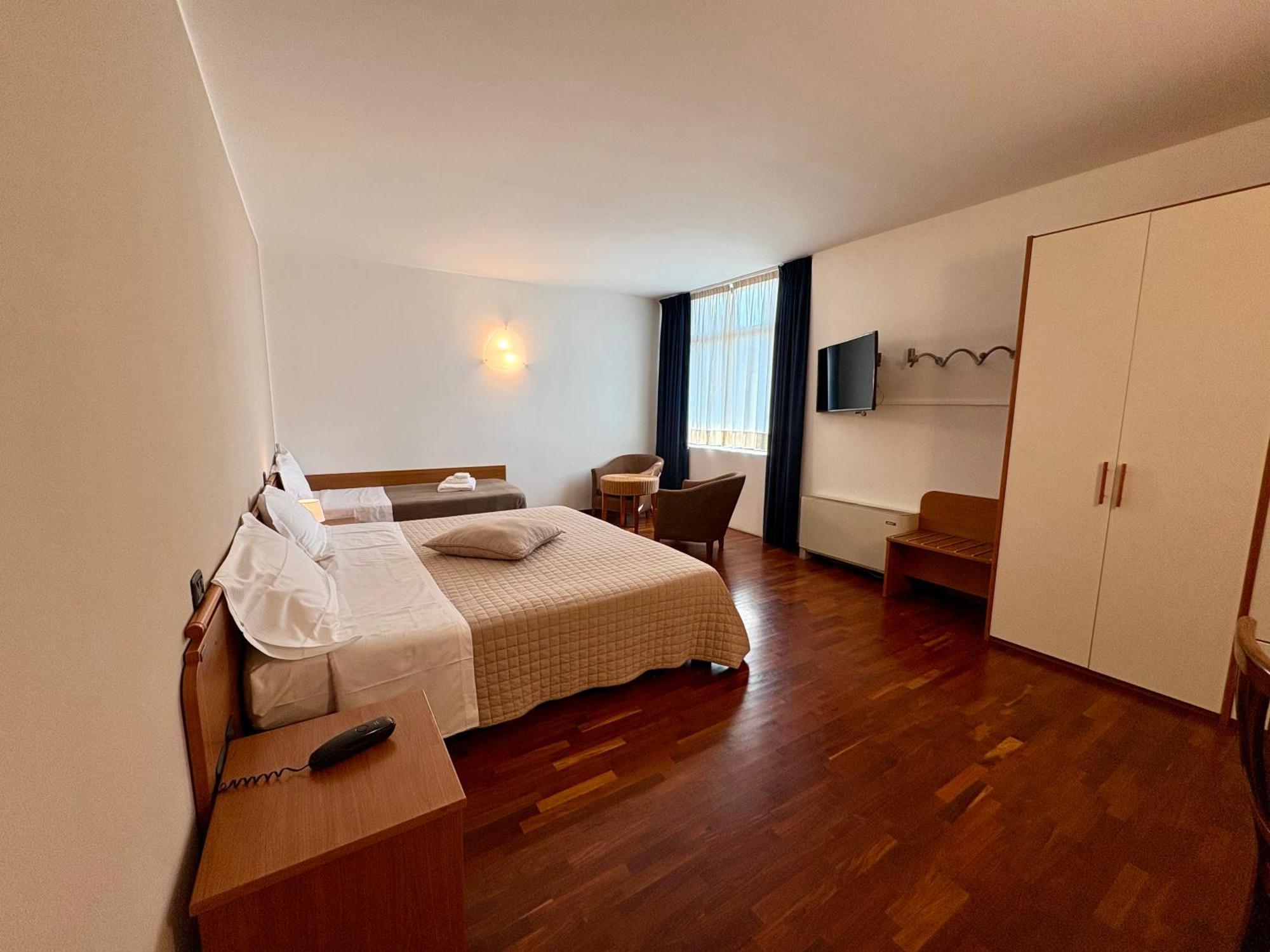 Sole Della Franciacorta - Hotel & Restaurant Capriolo Екстериор снимка