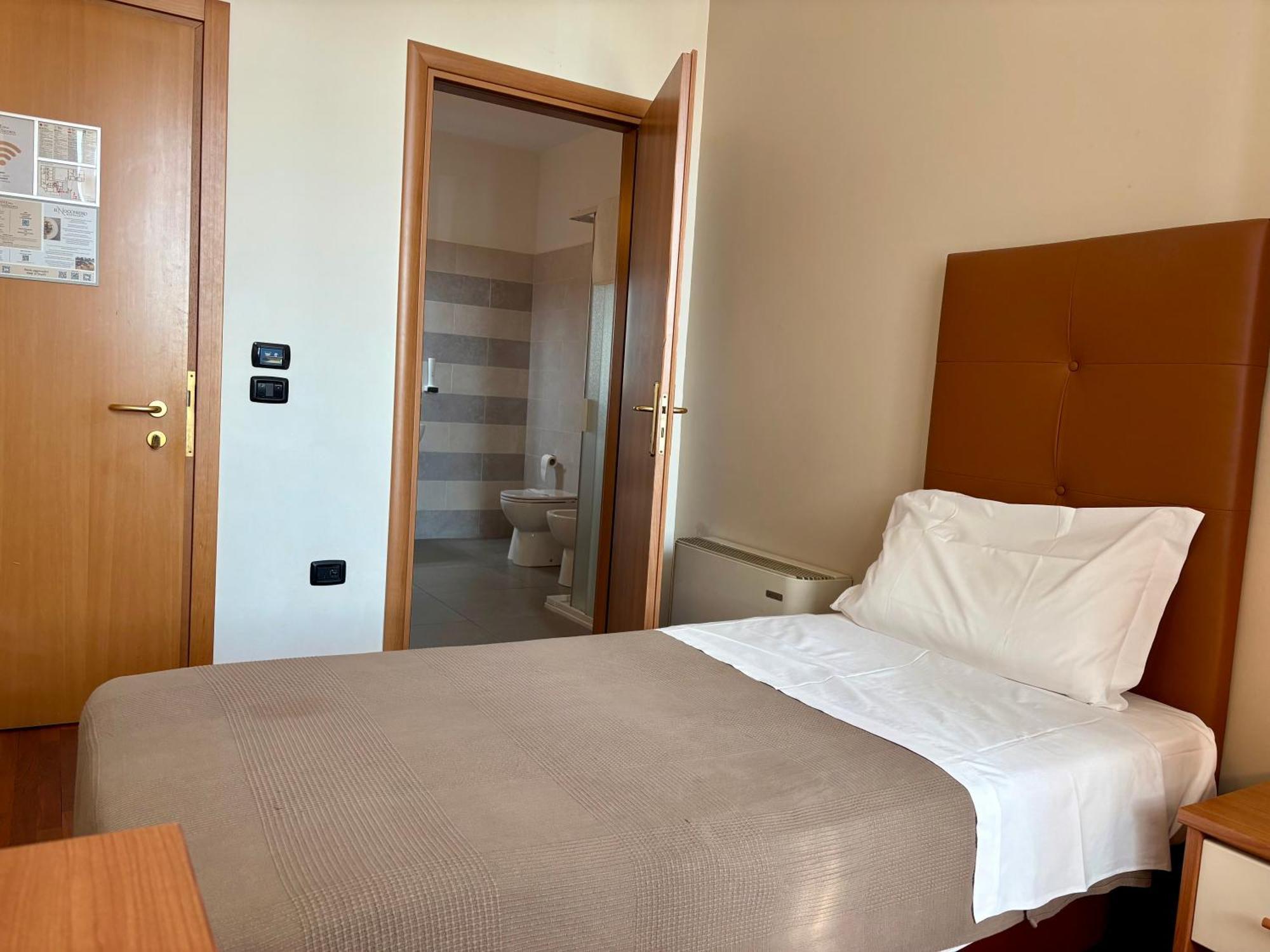 Sole Della Franciacorta - Hotel & Restaurant Capriolo Екстериор снимка
