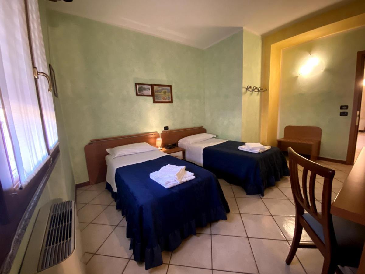 Sole Della Franciacorta - Hotel & Restaurant Capriolo Екстериор снимка