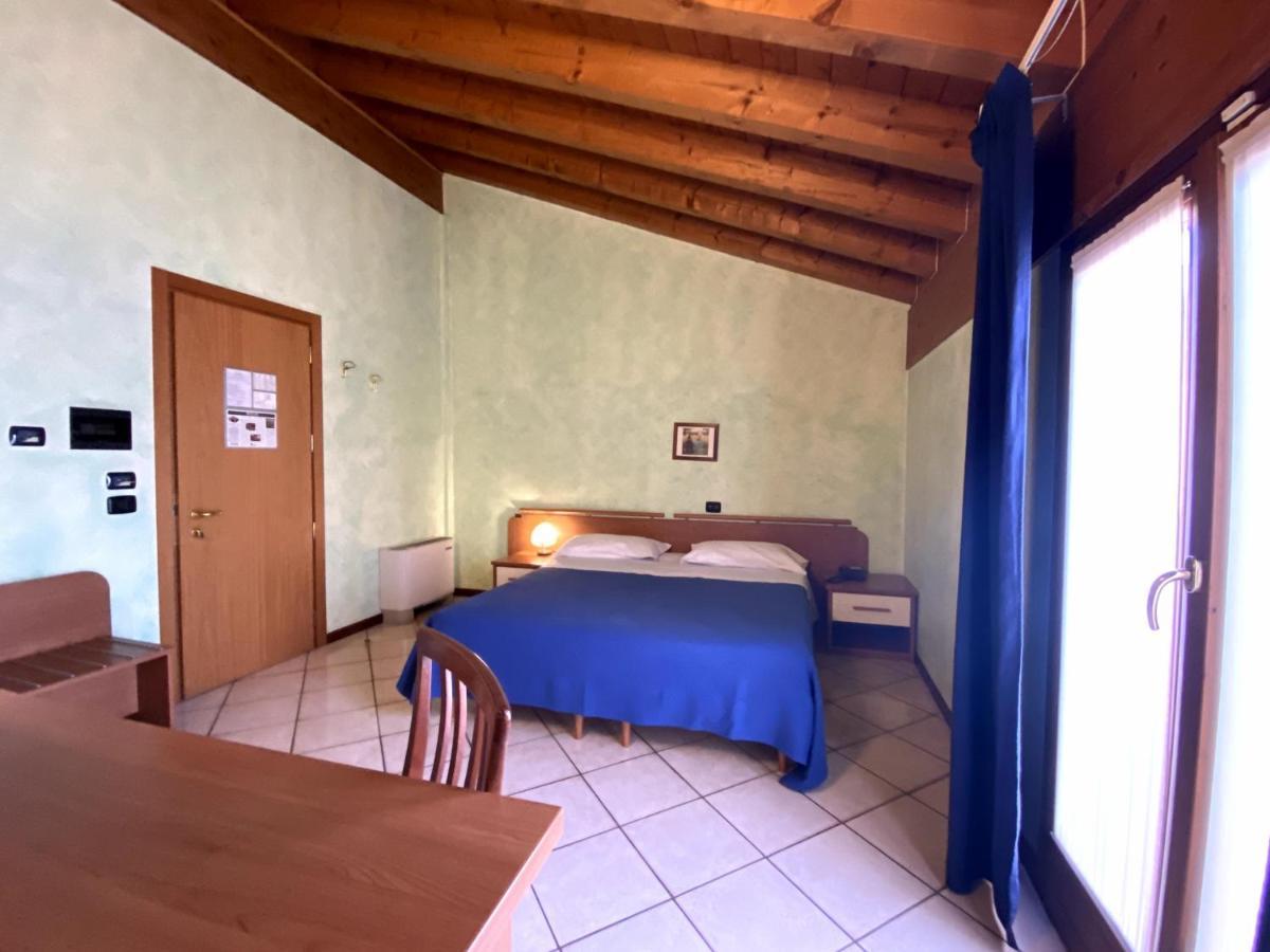 Sole Della Franciacorta - Hotel & Restaurant Capriolo Екстериор снимка